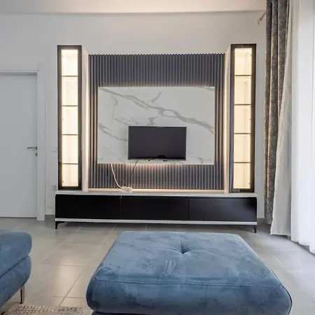 Tourist Apartment *