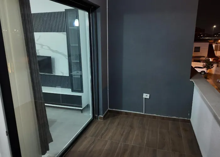 Tourist Διαμέρισμα *